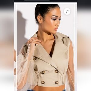AKIRA Beige Double-Breasted Cropped Trench Coat